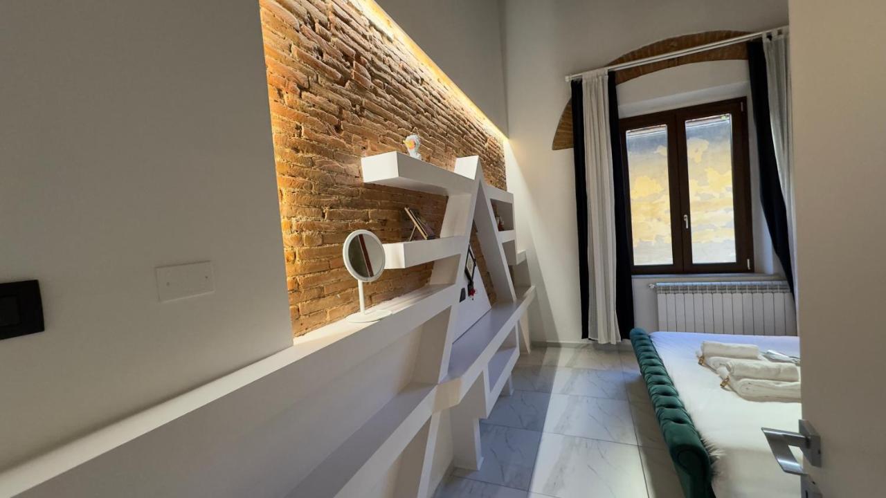 Suite Stylish & Cozy Apartment In The Heart Of 佛罗伦萨 外观 照片